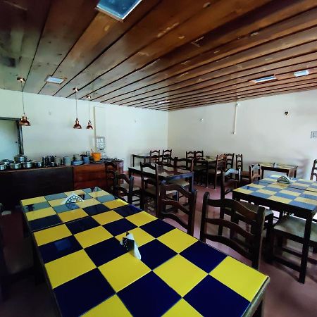萨姆拉特酒店 贾巴尔普尔 外观 照片